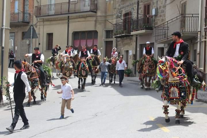 Affitta Camere San Procopio Troina Luaran gambar